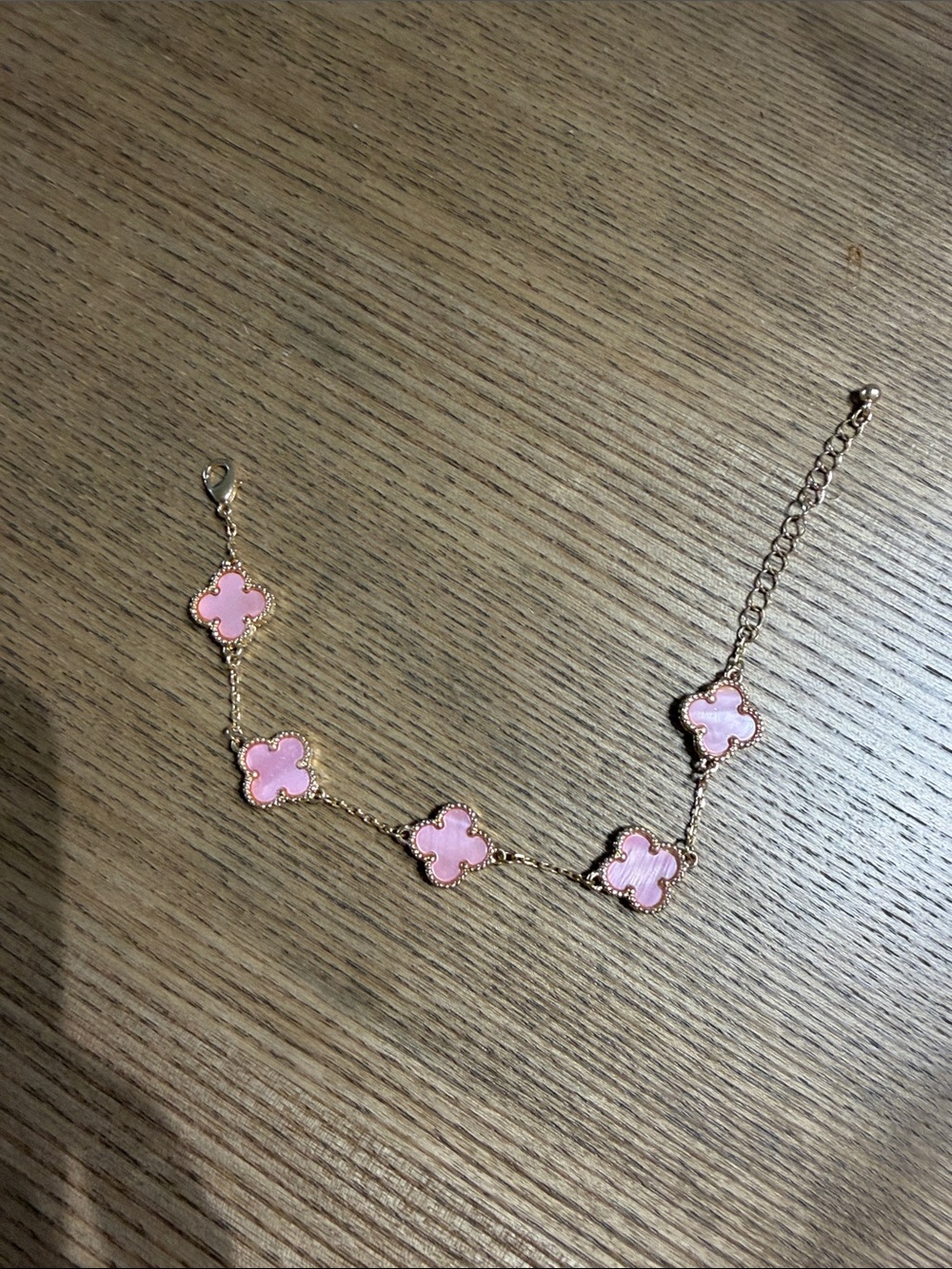 Pink Clover Motif Gold Chain Bracelet reversible